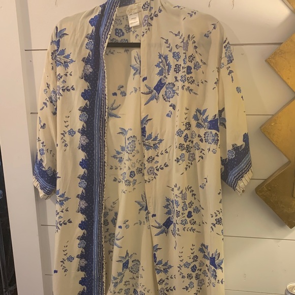 Natalie Martin Tops - Natalie Martin Cream and Blue Floral Tunic
